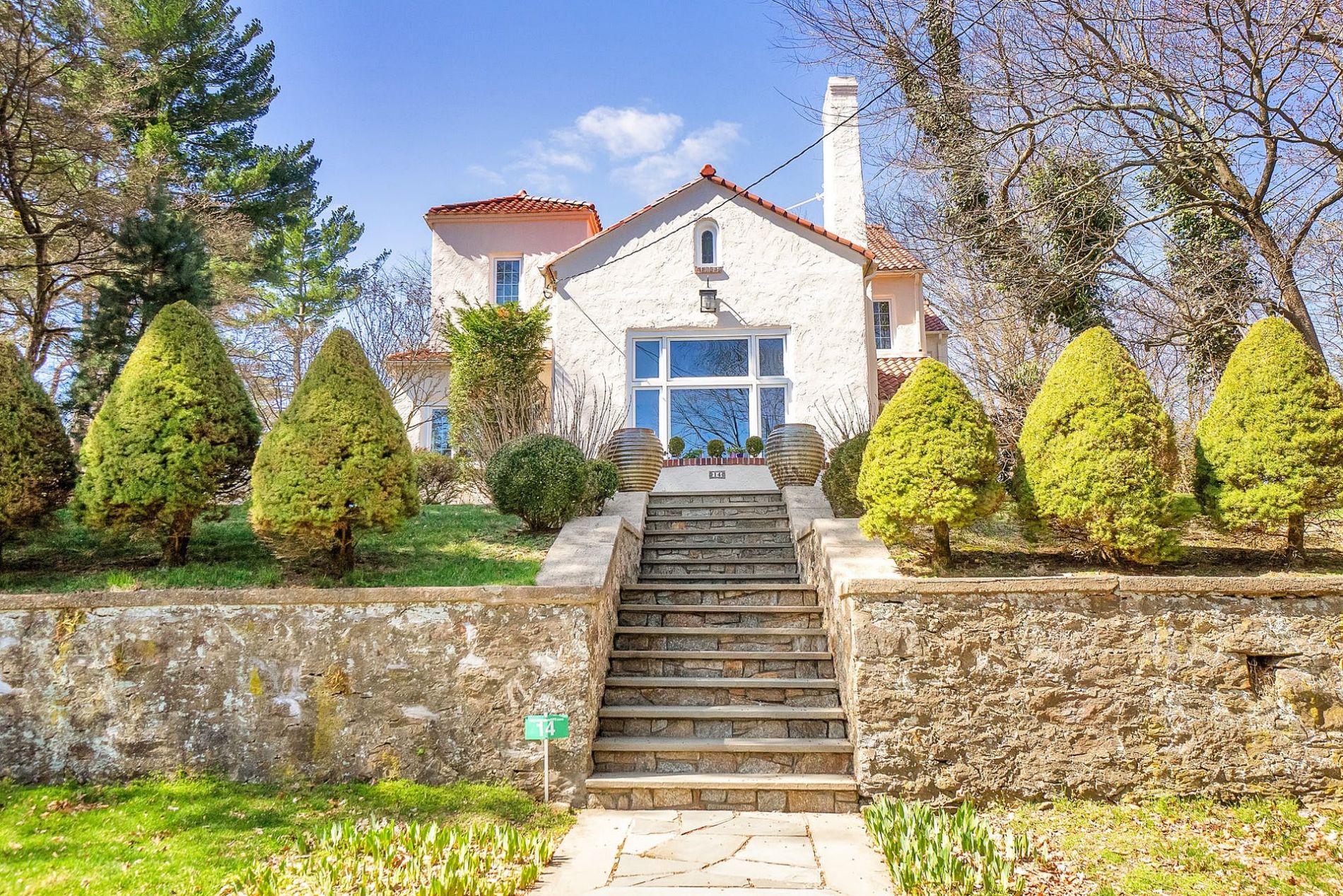 Scarsdale Home, NY Real Estate Listing