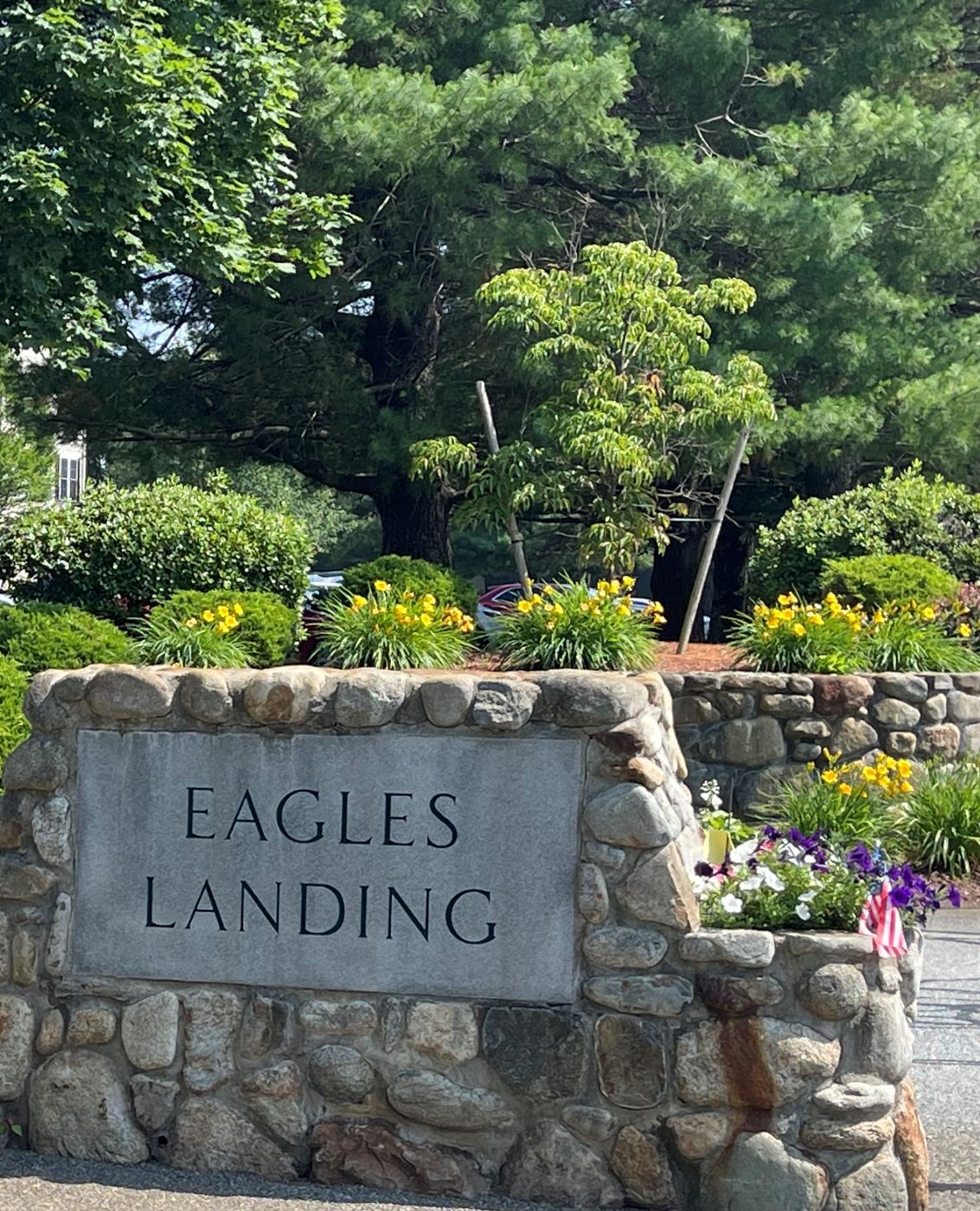 Desirable Eagles Landing 91 Fairway Drive , Tewksbury MA