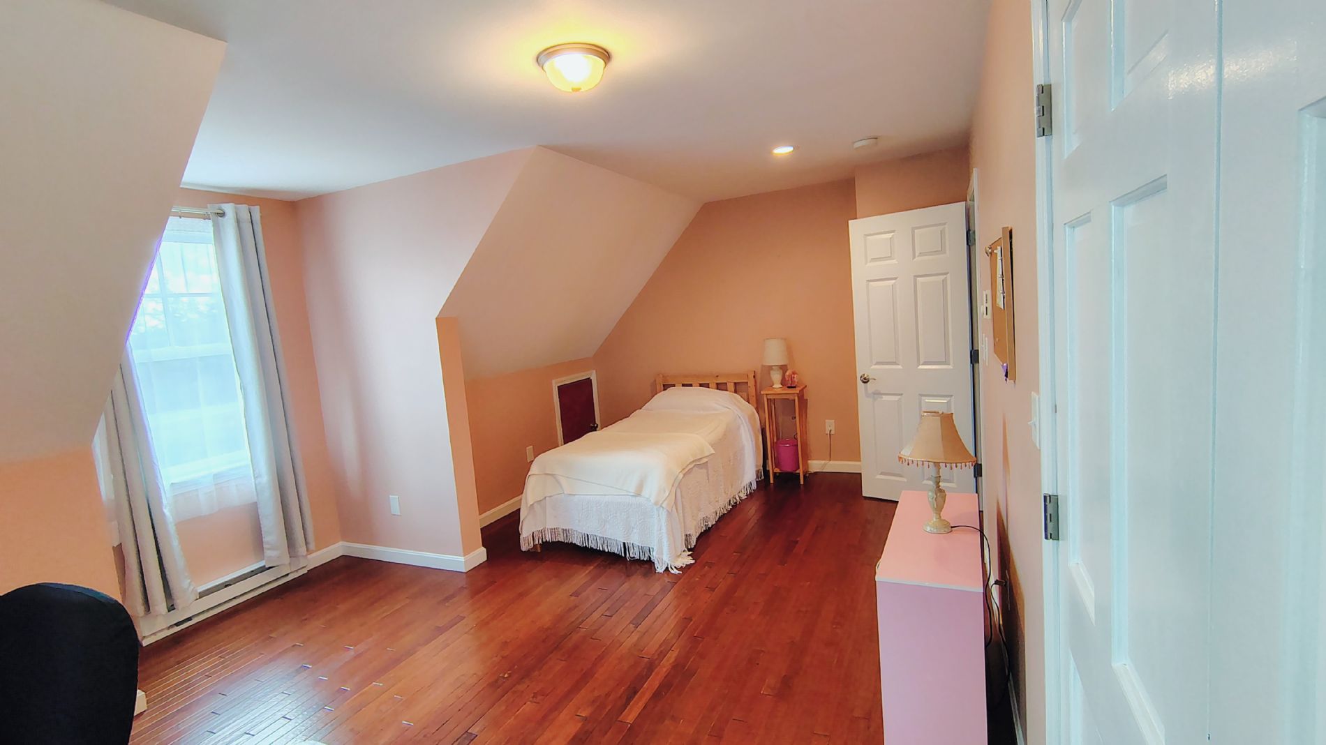 second floor bedroom 2