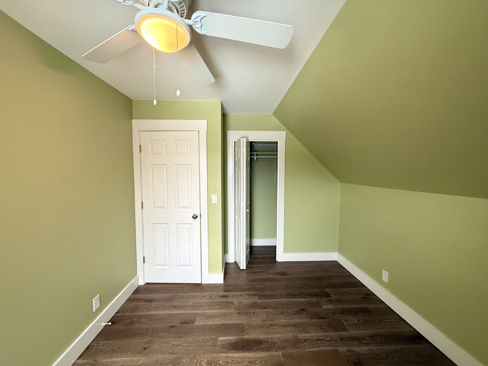 2nd Floor Bedroom 