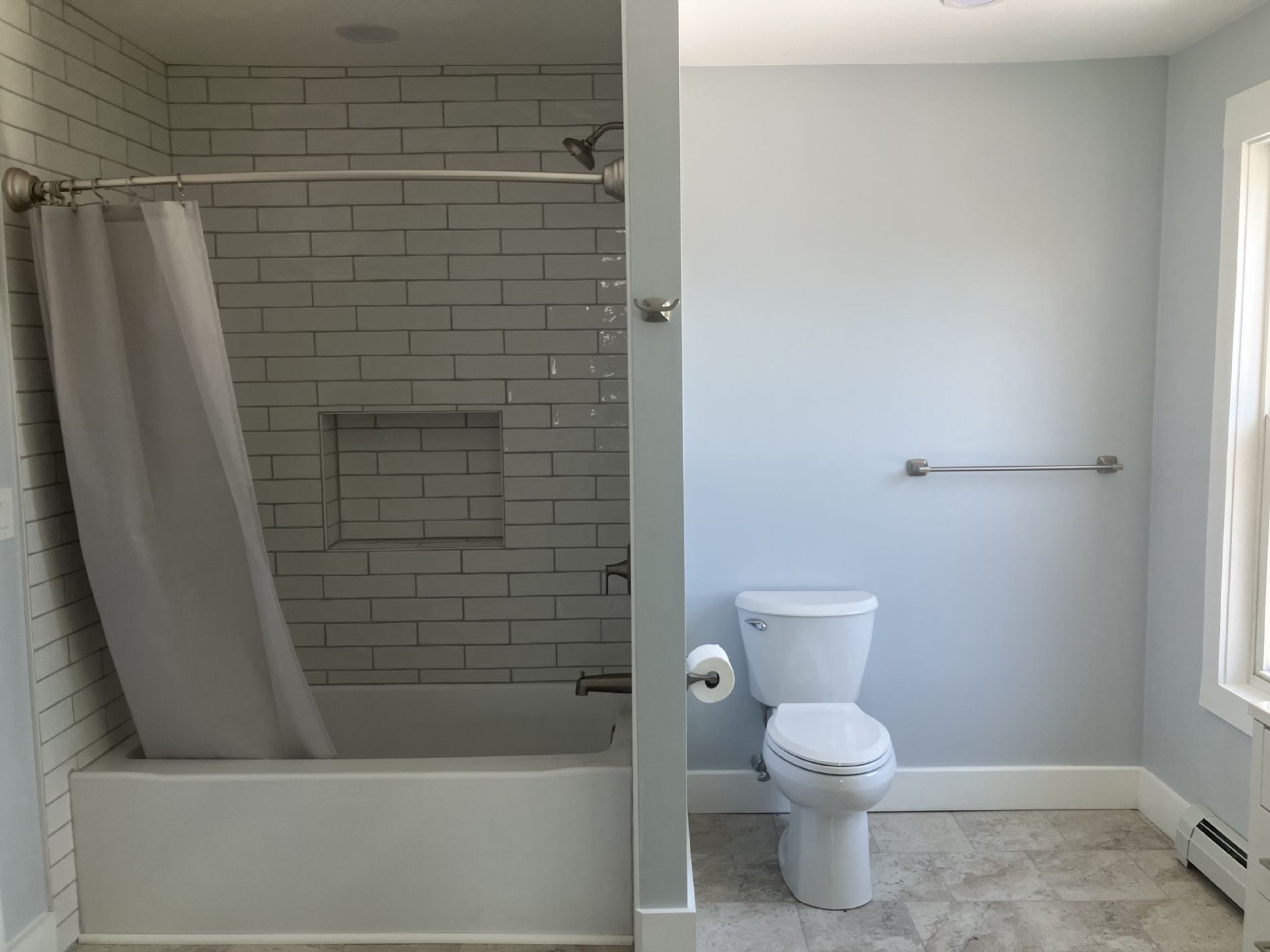 2nd Floor Bathroom 