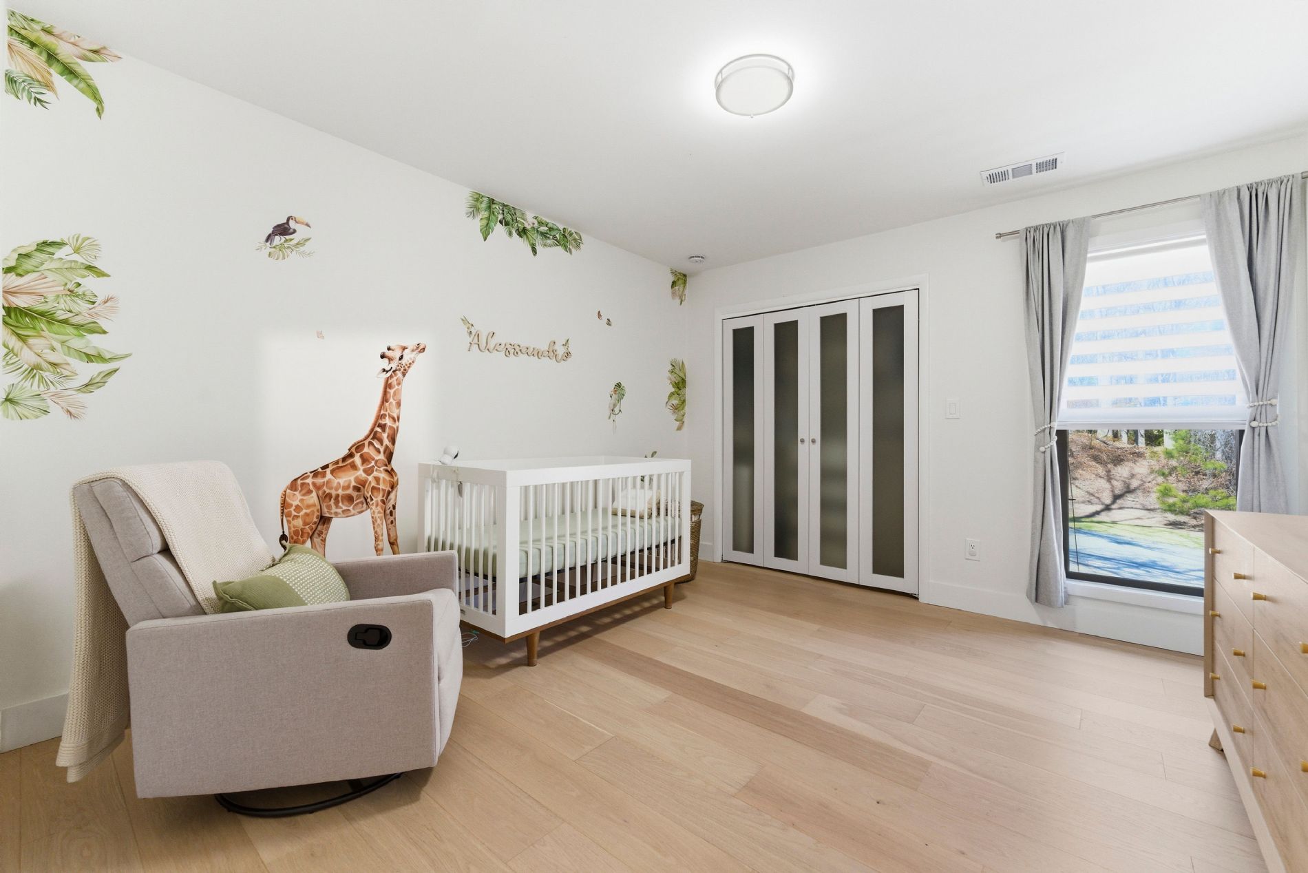 Upstairs Bedroom 2