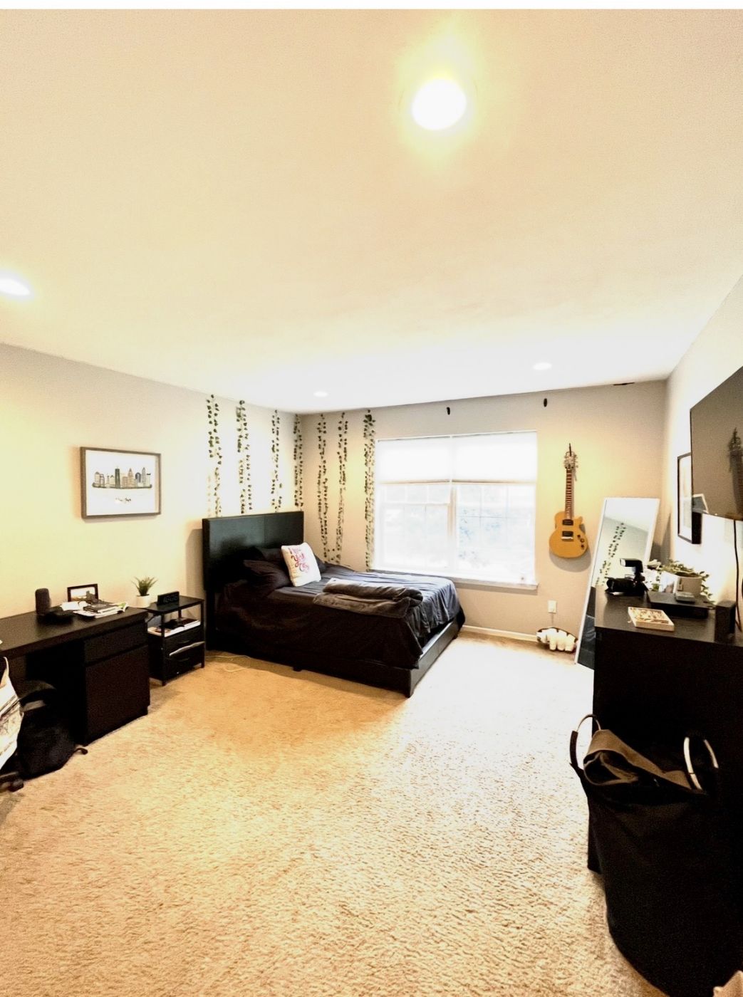 2nd Floor: Bedroom 2